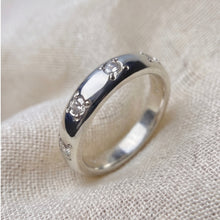 Load image into Gallery viewer, Rina Diamond Wedding band