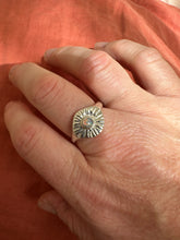 Load image into Gallery viewer, STARBURST AUSTRALIAN OPAL SIGNET RING