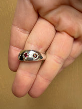 Load image into Gallery viewer, Trio of Stars Sapphire ring