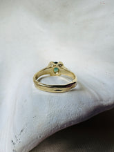 Load image into Gallery viewer, Oceania 9ct gold Sapphire Ring