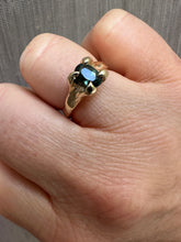 Load image into Gallery viewer, Oceania 9ct gold Sapphire Ring
