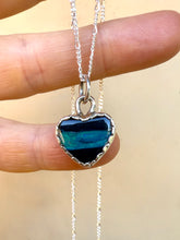 Load image into Gallery viewer, HEART SPLICE OPAL PENDANT WITH CHAIN
