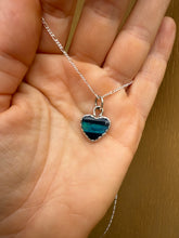 Load image into Gallery viewer, HEART SPLICE OPAL PENDANT WITH CHAIN