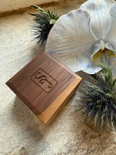 Load image into Gallery viewer, GIVE Sustainable New Zealand Timber Ring Box