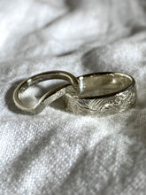 Load image into Gallery viewer, Monet Hand Engraved Wedding Bands
