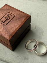 Load image into Gallery viewer, Rina Diamond Wedding band
