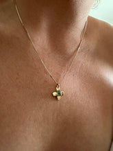 Load image into Gallery viewer, Petal Sapphire Pendant &amp; Chain
