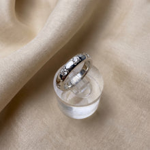Load image into Gallery viewer, Rina Diamond Wedding band
