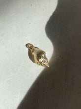 Load image into Gallery viewer, By The Shore 9ct Gold Pendant (pendant only)
