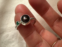 Load image into Gallery viewer, Spring Fling Pearl and Emerald Ring
