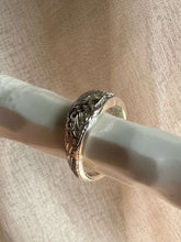 Load image into Gallery viewer, Sheal Signature Engraved Ring
