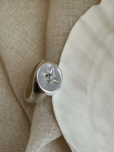 Load image into Gallery viewer, Solitaire Sapphire Signet Ring
