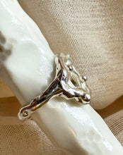 Load image into Gallery viewer, FREEDOM FLOW STERLING SILVER RING

