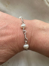 Load image into Gallery viewer, In A Twist Pearl Bracelet
