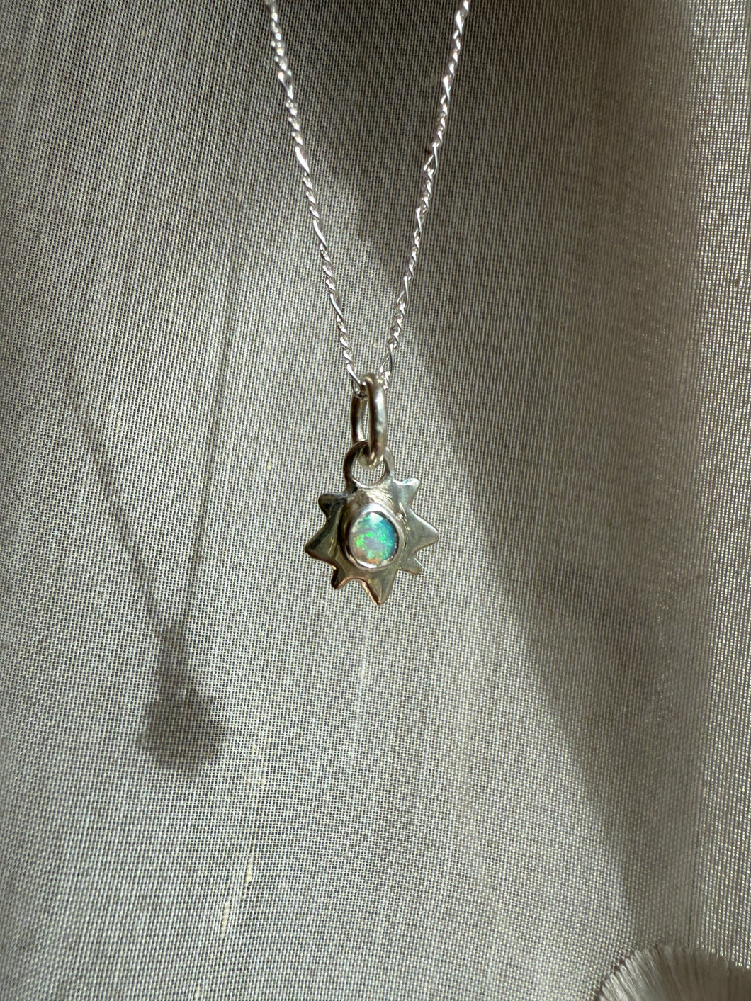 LITTLE STAR SILVER OPAL PENDANT