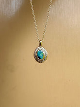 Load image into Gallery viewer, GRAN CENOTE 9ct Gold Australian Opal pendant
