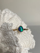 Load image into Gallery viewer, Aegean 9ct Gold Opal Ring
