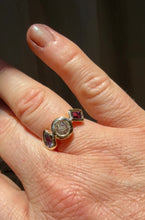 Load and play video in Gallery viewer, Mosaic Ring 01- 9ct gold
